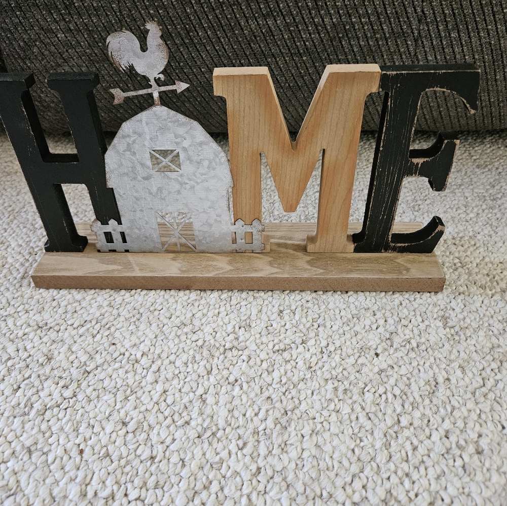 Farmhouse tabletop HOME sign
